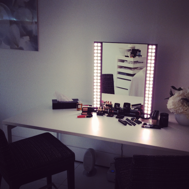 Mirror lights makeup chanel fast delivery cheap
